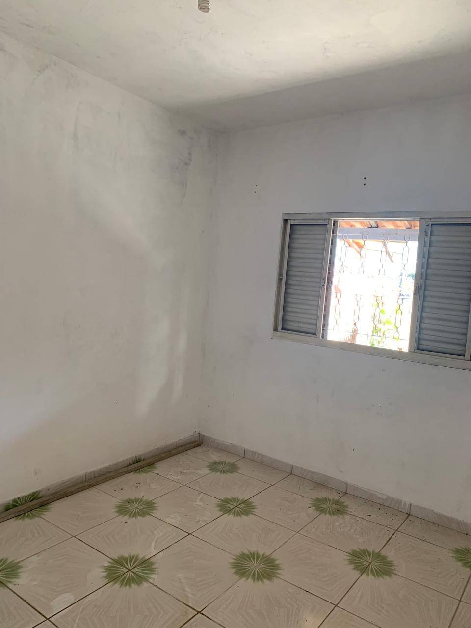 Casa à venda com 2 quartos, 250m² - Foto 4