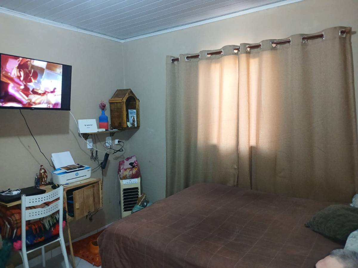 Casa à venda com 1 quarto, 126m² - Foto 2