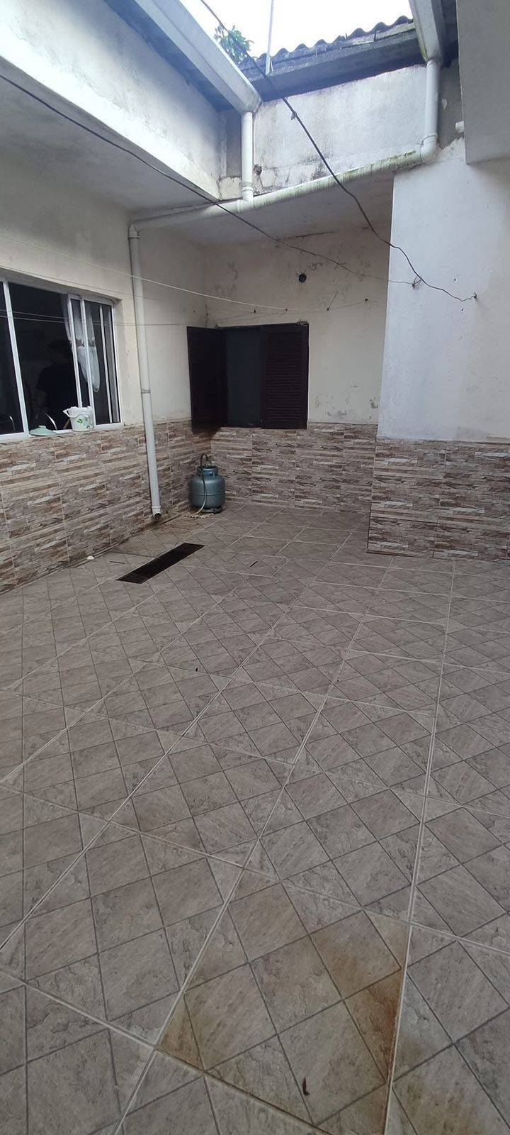 Casa à venda com 2 quartos, 310m² - Foto 14